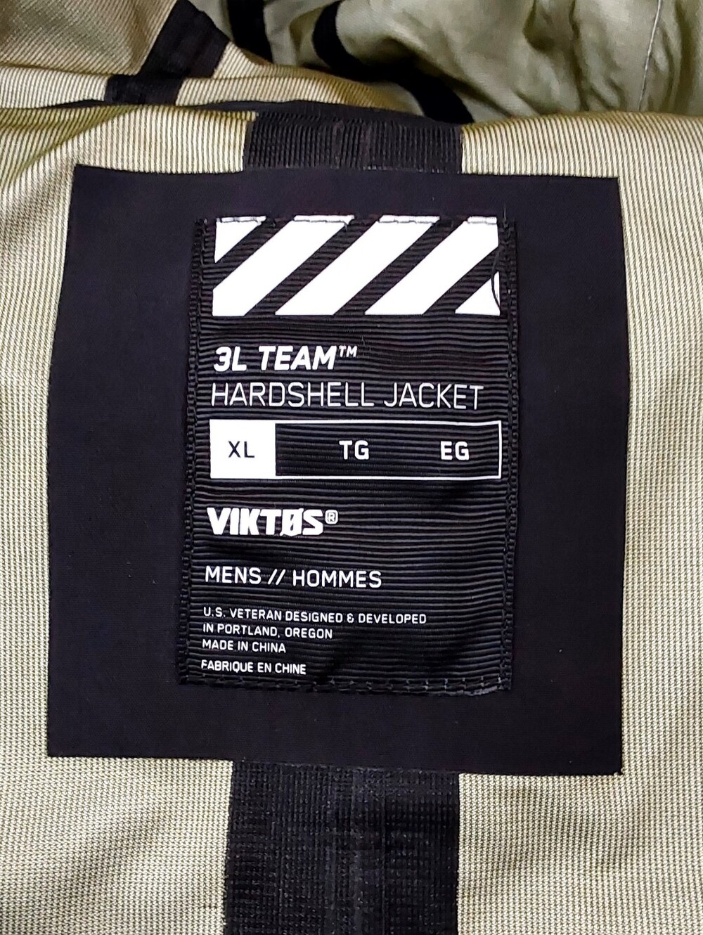 Viktos 3l Team Hardshell Jacket - Picture 11 of 15